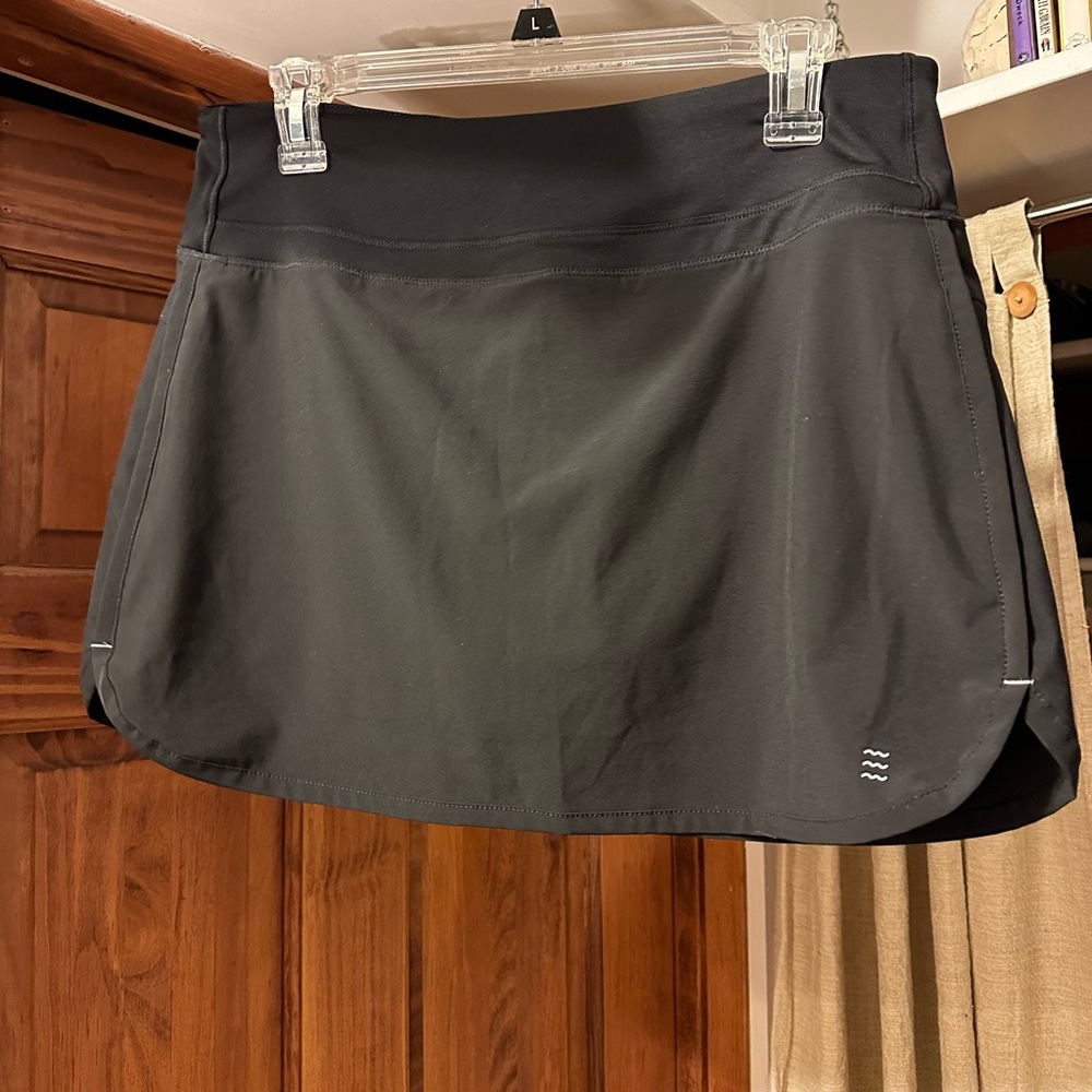 Free Fly Bamboo Lined Breeze Skort - NEVER WORN - Color: Black - Size: Medium